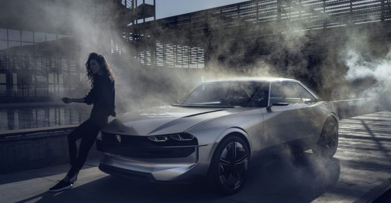 Peugeot e-Legend Concept, vista di profilo