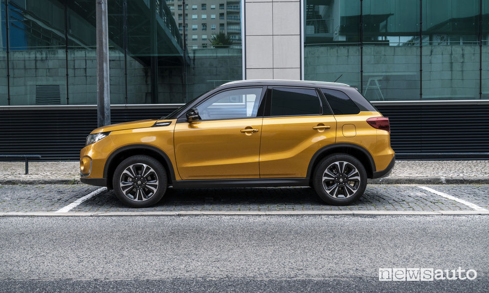 Nuova Suzuki Vitara 2019, vista laterale
