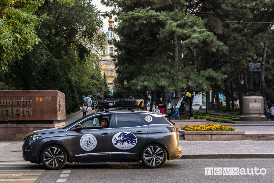 Peugeot 3008 sulla Via della Seta, arrivo ad Almaty (Kazakistan)