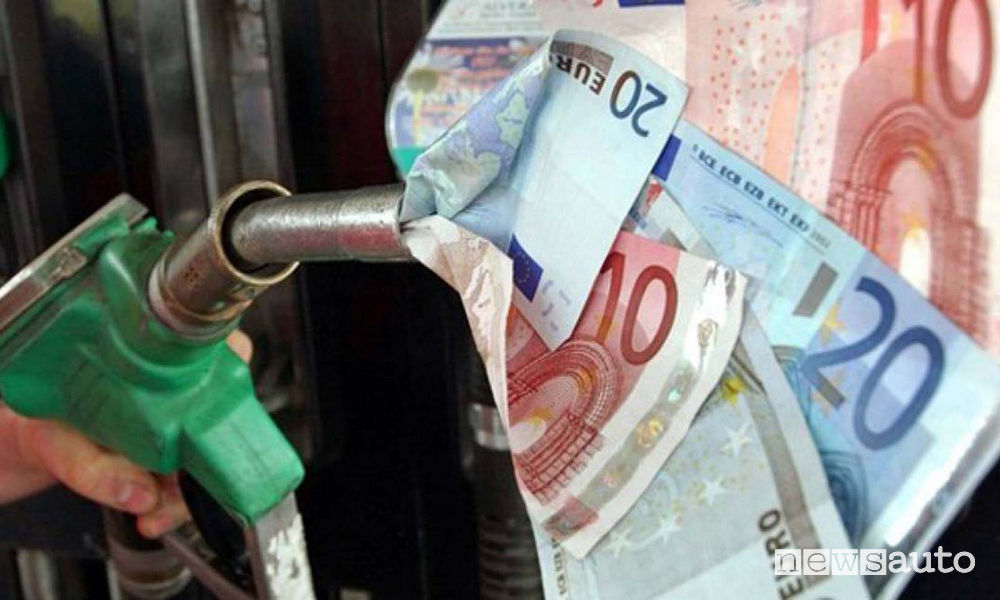 Accise carburanti aumento 2021, 2022, 2023
