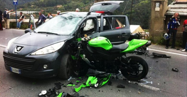Incidente auto moto mortale