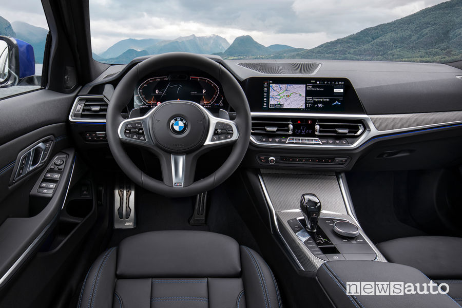 BMW_Serie 3 Berlina 2019 M Sport, plancia strumenti