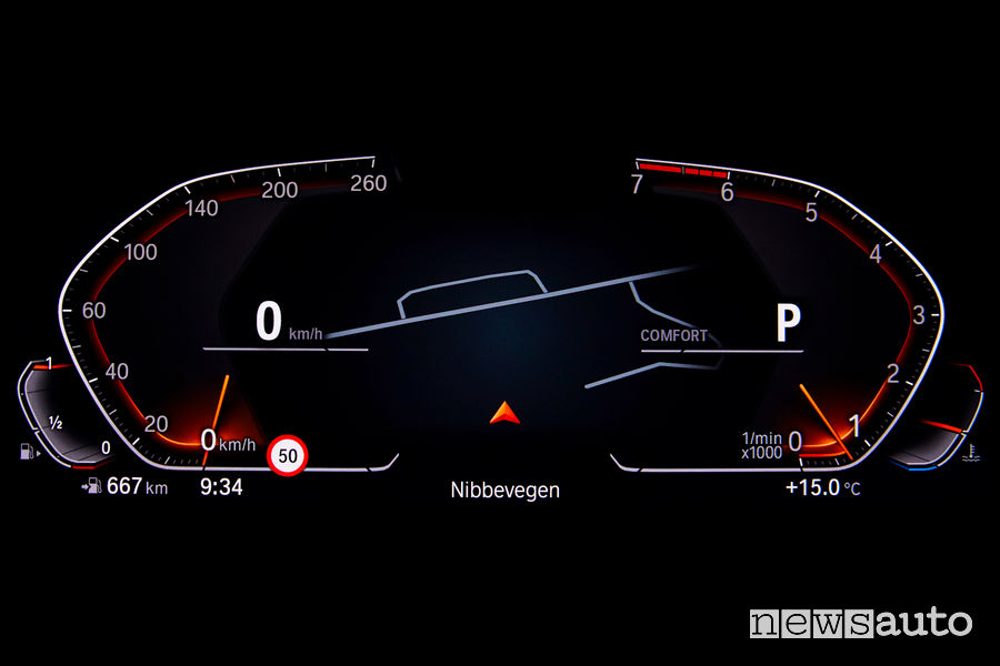 BMW_Serie 3 Berlina 2019, quadro strumenti digitale