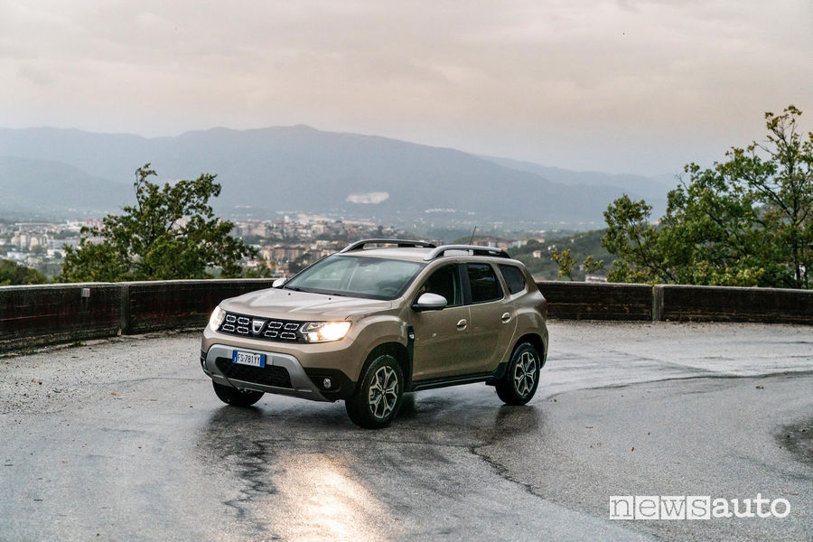Dacia_Duster_2019 GPL, vista di profilo