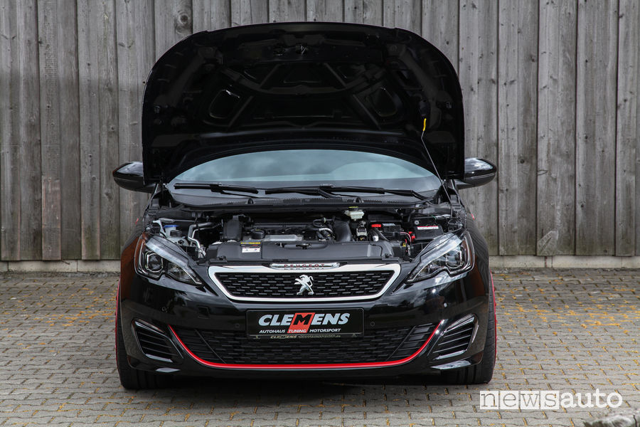 Peugeot_308_GTi Clemens Motorsport, vano motore