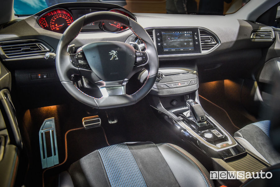 Peugeot 308 Tech Edition, Peugeot i-Cockpit