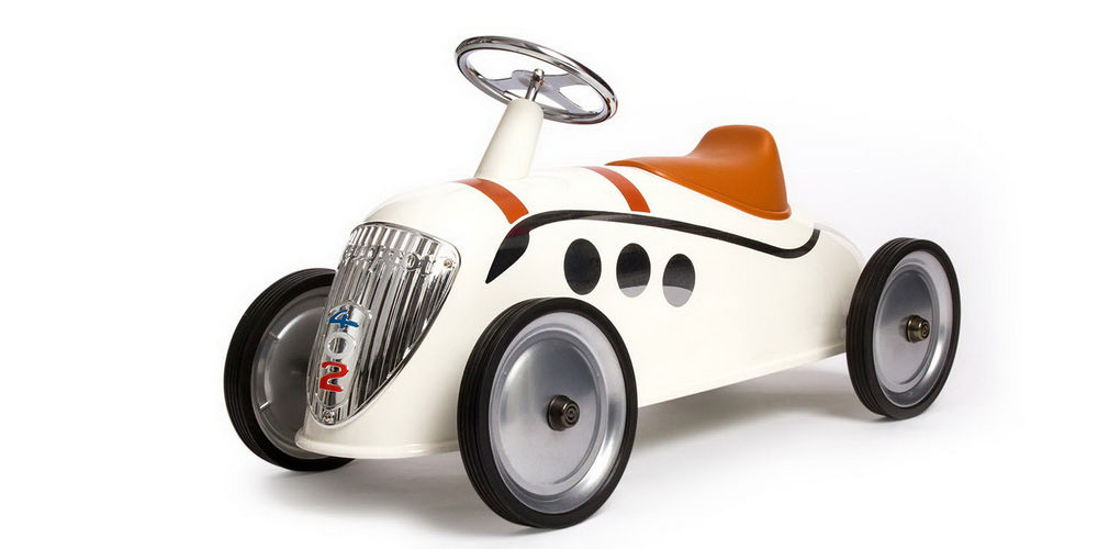 Peugeot_402 giocattolo beige Peugeot Design Lab