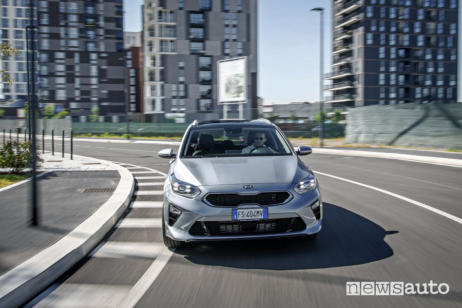 Kia_ceed 2019 Sportwagon, vista frontale