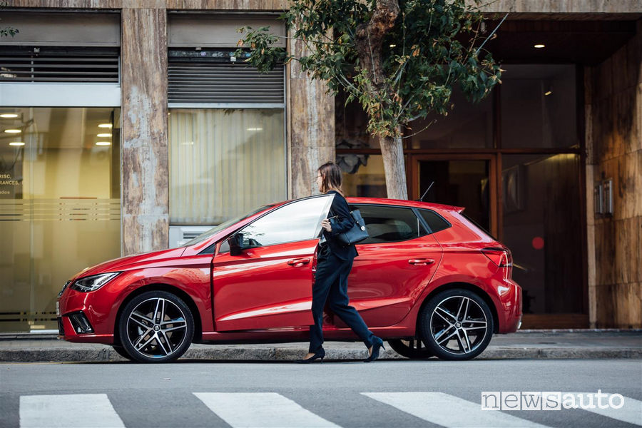 Amazon_Alexa sulla Seat Ibiza FR