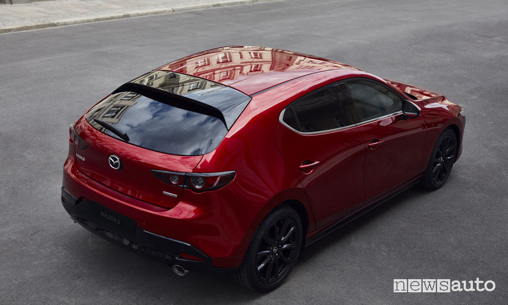 Nuova_Mazda3 hatchback, vista posteriore