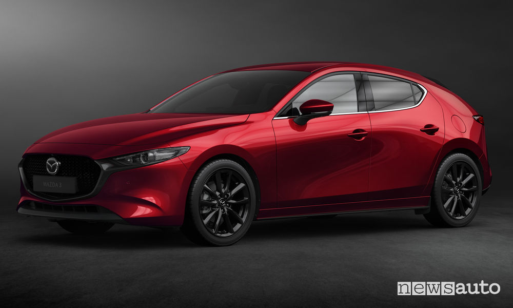 Nuova_Mazda3 hatchback, vista di profilo