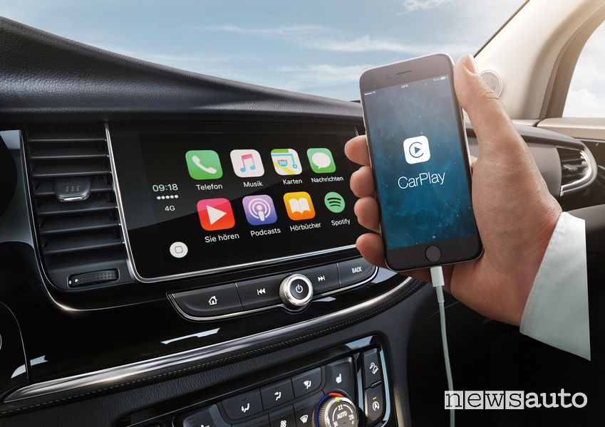 Apple Car Play su Opel Insignia
