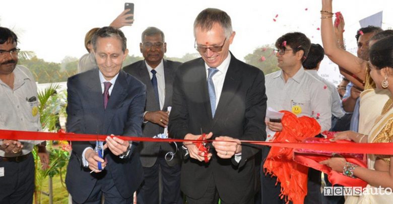 Groupe PSA inaugura una nuova fabbrica auto in India