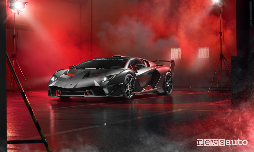Lamborghini_SC18 Alston, vista di profilo