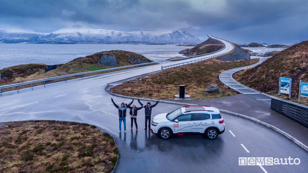 Citroen C5 Aircross 71° N Limited Edition sull'Atlantic_Road
