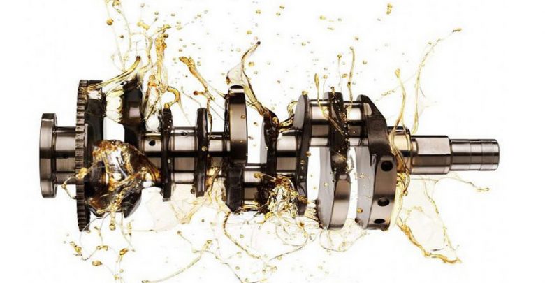 Olio motore lubrificante auto