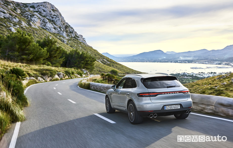Porsche_Macan S 2019, vista posteriore