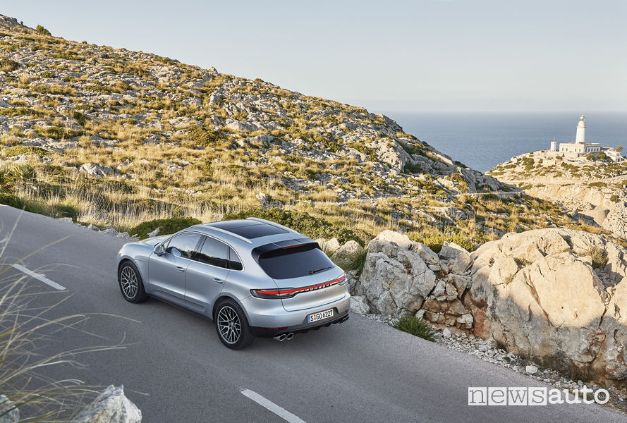 Porsche_Macan S 2019, vista posteriore