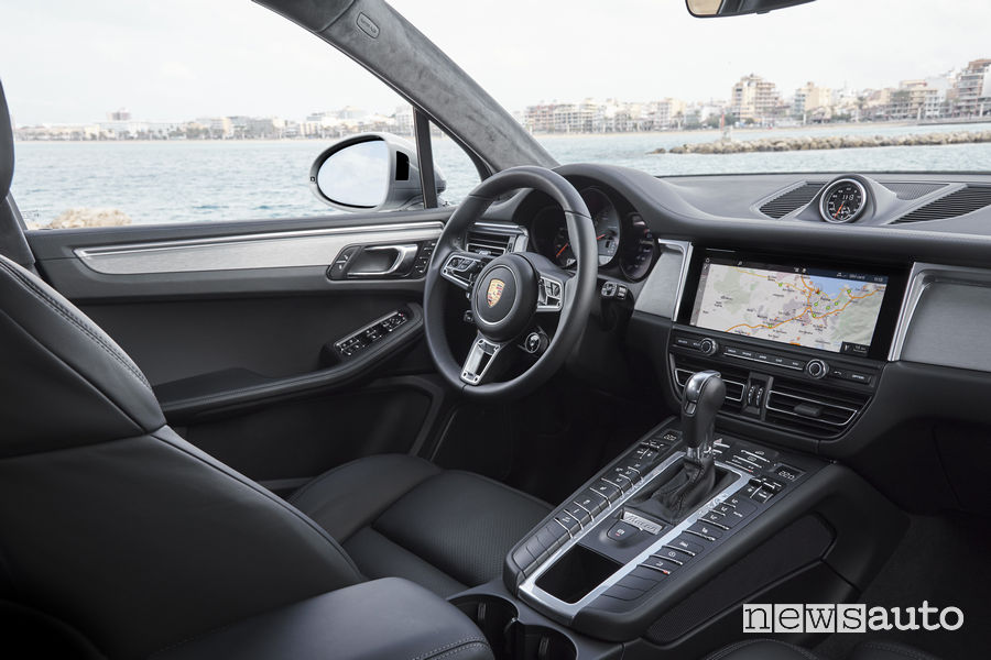 Porsche_Macan S 2019, abitacolo