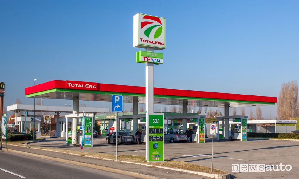 Buoni carburanti contraffatti TotalErg