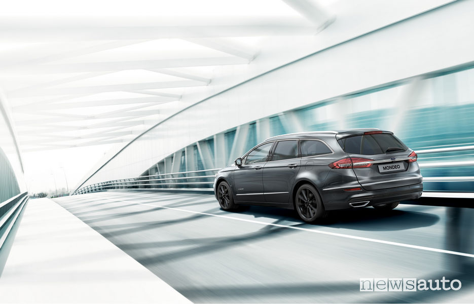 Ford Mondeo wagon Hybrid 2019 ST Line