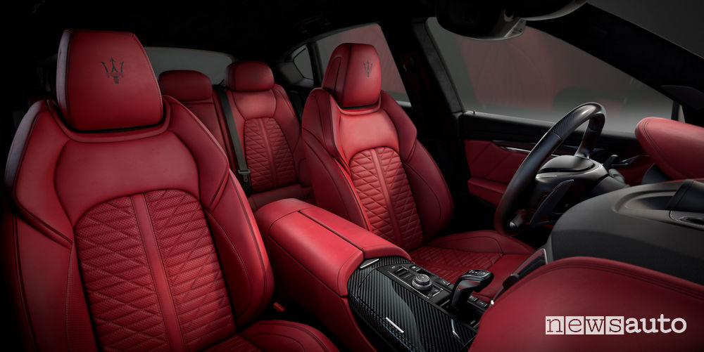 Maserati Levante Vulcano, abitacolo