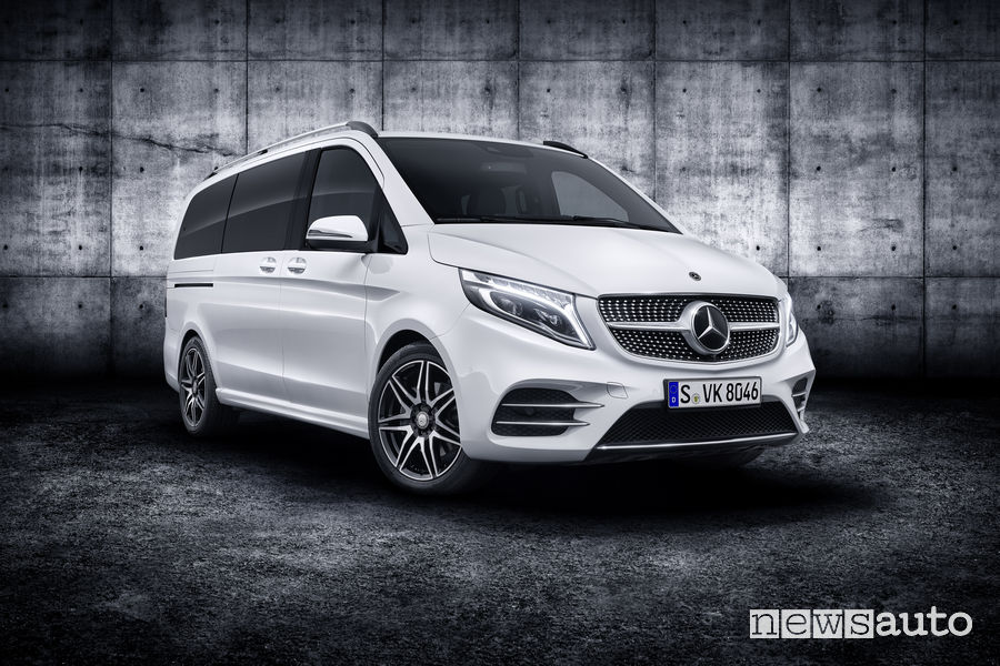 Mercedes-Benz Classe V 2019 AMG Line, vista di profilo
