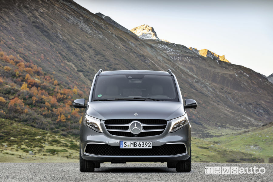 Mercedes-Benz Classe V 2019, vista frontale