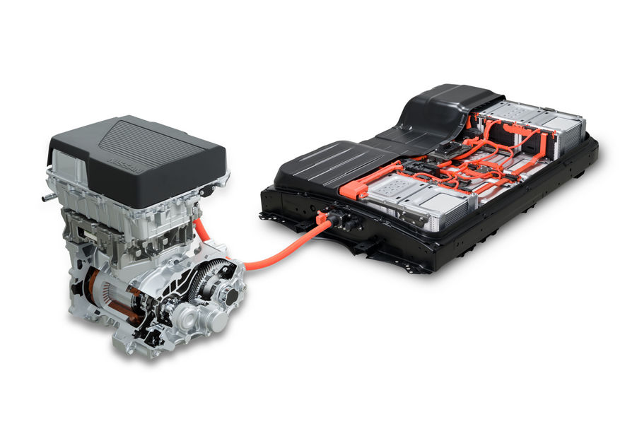 Nissan Leaf 3.Zero, motore elettrico e batteria 40 kWh