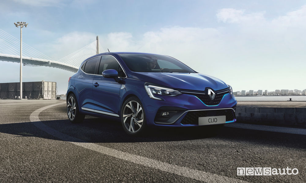 Nuova Renault CLIO R.S. Line, vista di profilo