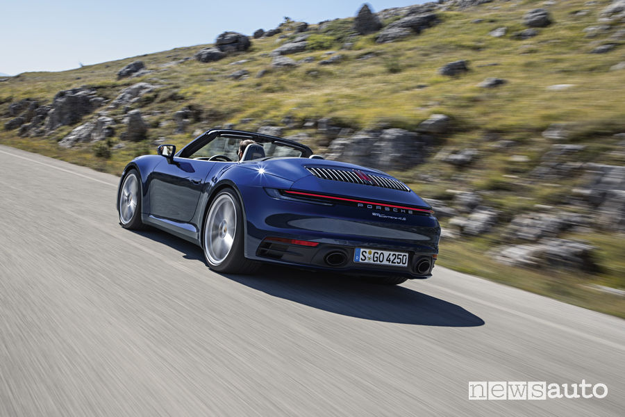 Porsche 911 Carrera S Cabriolet 2019, vista posteriore