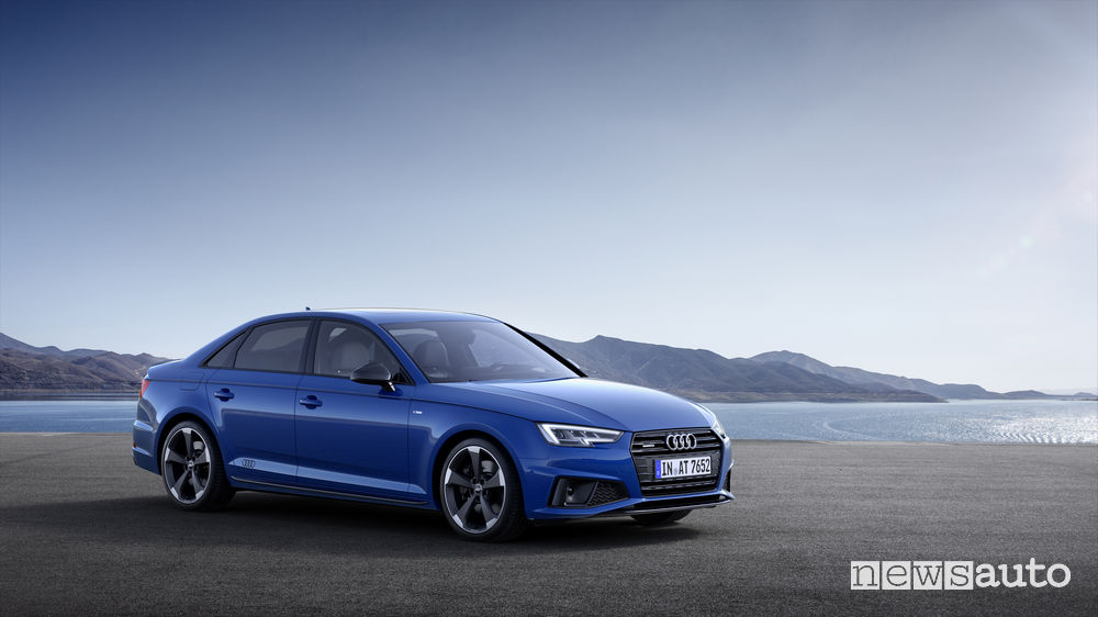Audi A4 Sedan, vista laterale