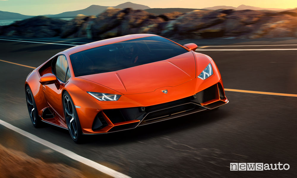 Lamborghini Huracán EVO, vista di profilo