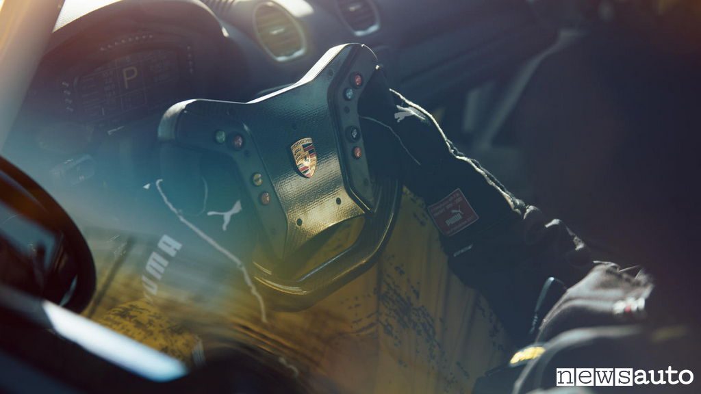 porsche 718 cayman clubsport gt4 willow springs test volante
