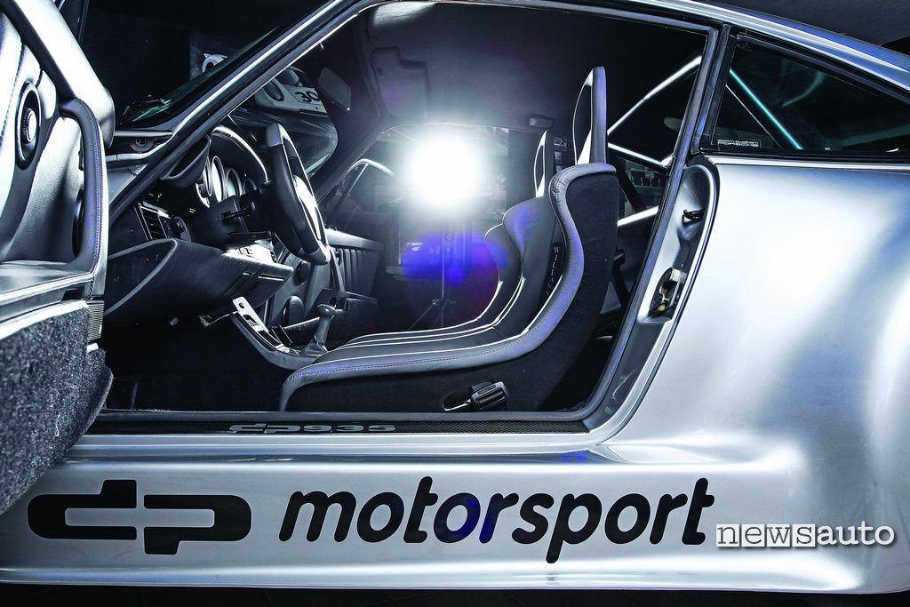 DP Motorsport 935 sedili anteriori racing