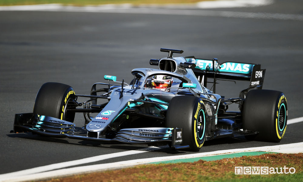 Mercedes-AMG F1 W10 Lewis Hamilton