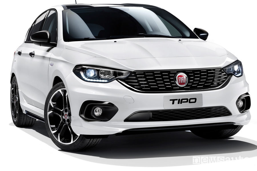 Fiat Tipo Sport 5 porte, vista di profilo