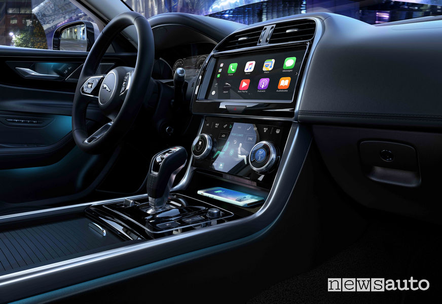 Jaguar XE 2019, sistema di infotainment