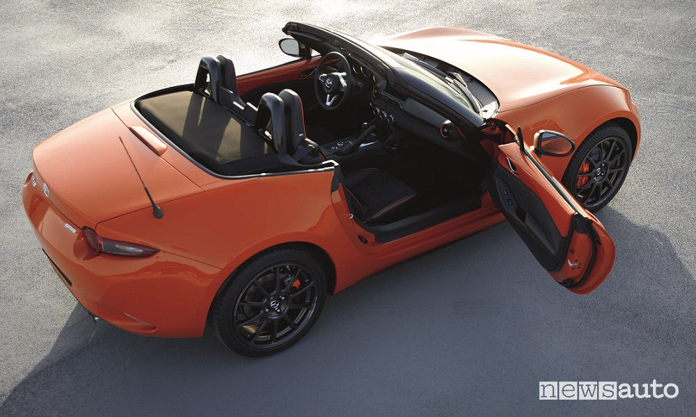 Mazda MX-5 30th Anniversary Edition, vista laterale