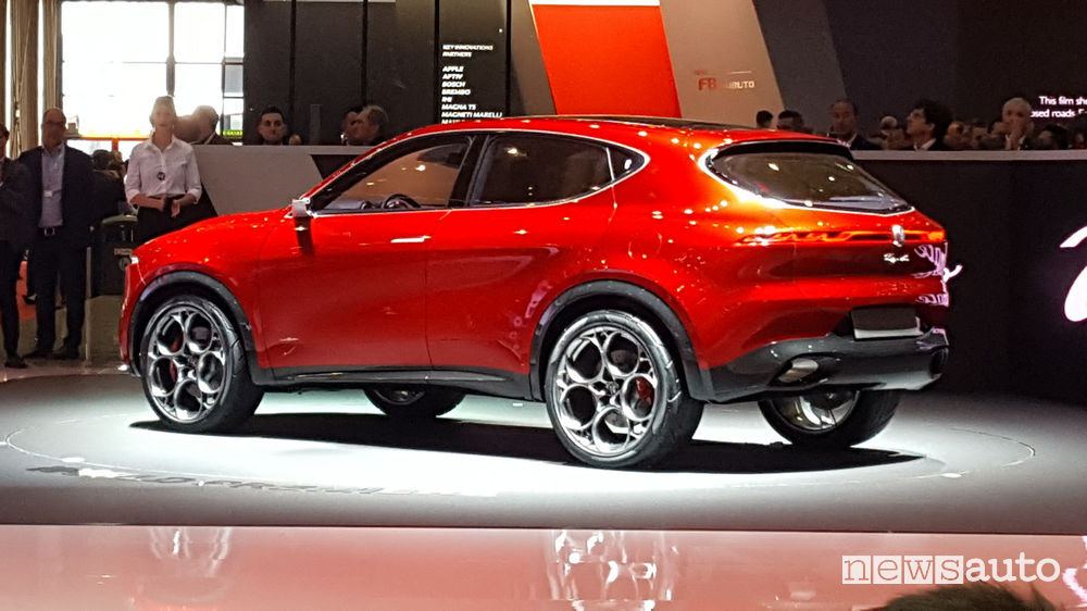 Alfa Romeo Tonale Ginevra 2019, vista posteriore