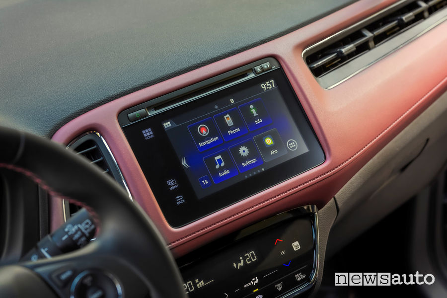 Honda HR-V 2019, touchscreen 7"