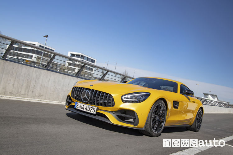 Mercedes AMG GT 2019 AMG GT S coupe