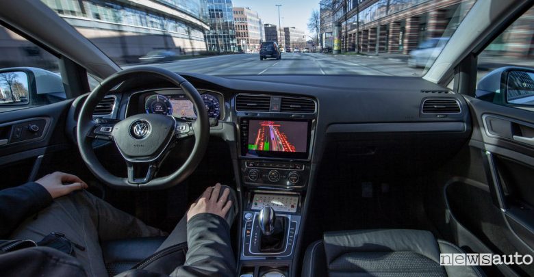 Guida autonoma di livello 4 Volkswagen e-Golf
