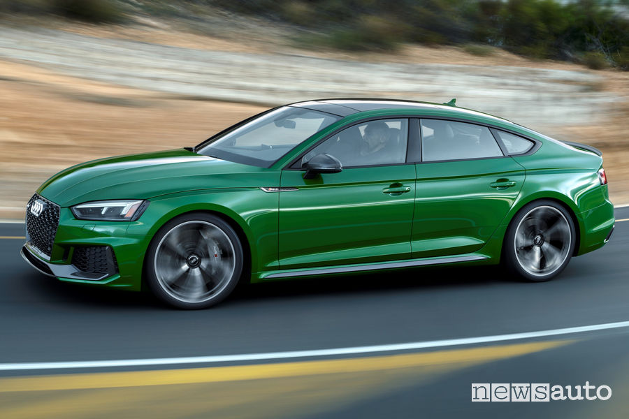 Vista laterale Audi RS 5 Sportback