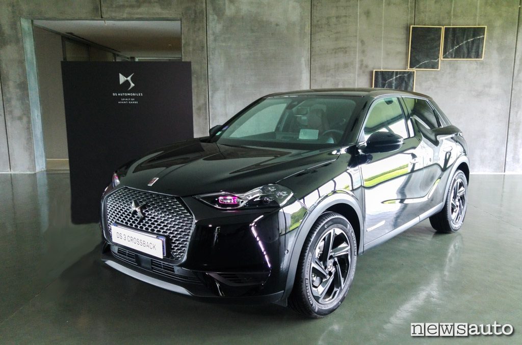 DS 3 Crossback La premiere