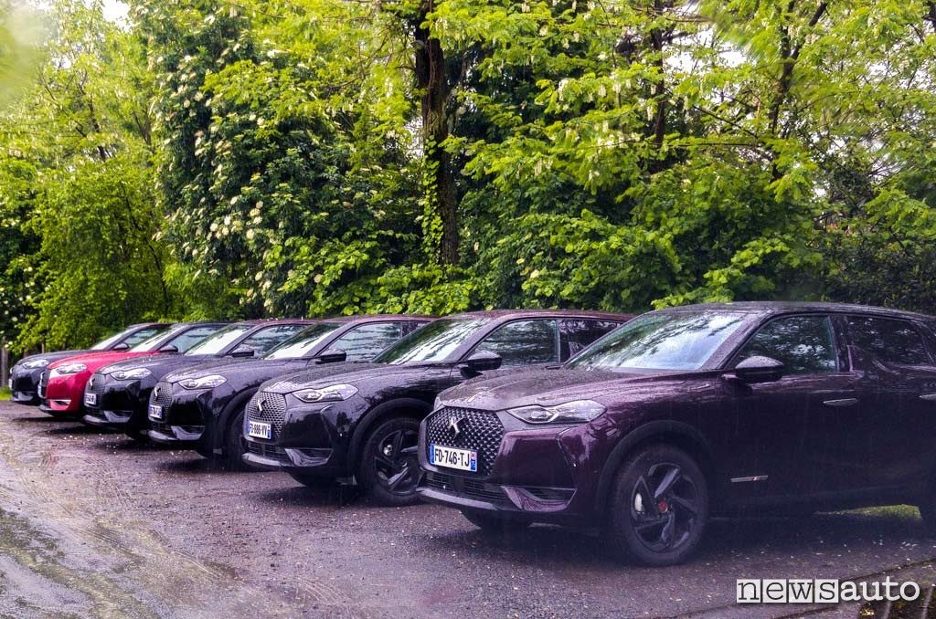 DS 3 Crossback esterni gamma colori prova su strada a da Roma a Labico