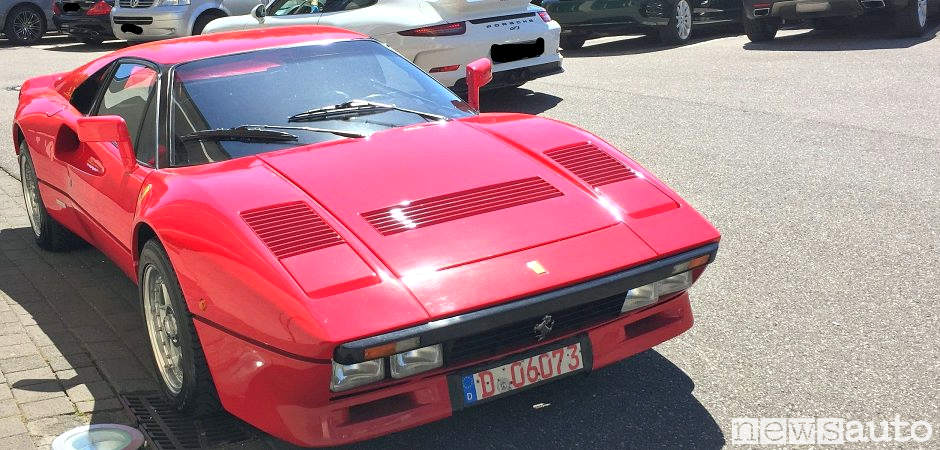 La vera Ferrari 288 GTO di Irvine rubata dal concessionario durante una prova