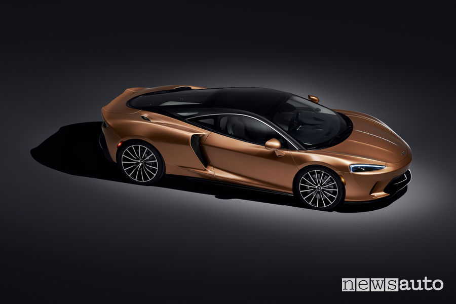 McLaren GT Gran Turismo vista dall'alto
