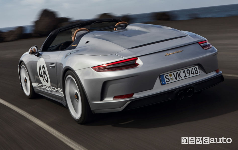 Vista posteriore Porsche 911 Speedster Heritage Design