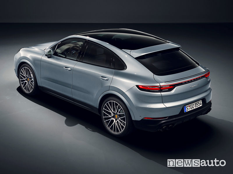 Porsche Cayenne S Coupé vista posteriore